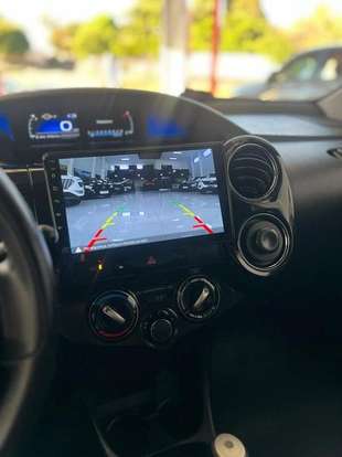 TOYOTA-ETIOS-2017