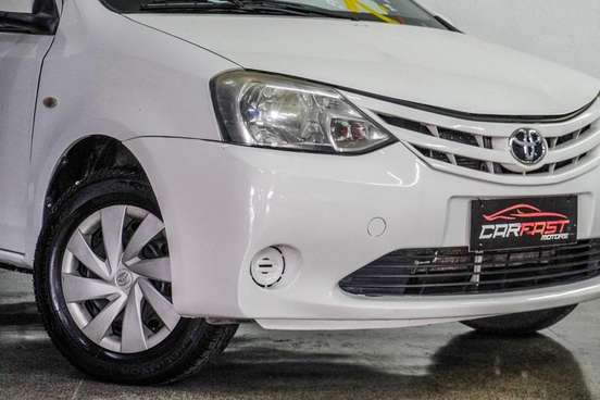 TOYOTA-ETIOS-2016