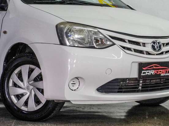TOYOTA-ETIOS-1.5 READY 16V FLEX 4P AUTOMÁTICO TOYOTA-ETIOS-2016