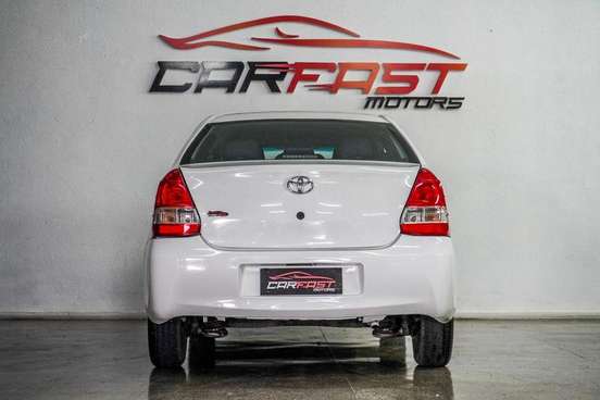 TOYOTA-ETIOS-1.5 READY 16V FLEX 4P AUTOMÁTICO TOYOTA-ETIOS-2016