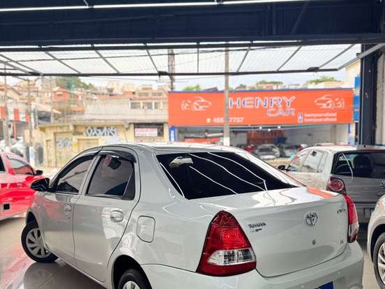 TOYOTA-ETIOS-1.5 X SEDAN 16V FLEX 4P AUTOMÁTICO TOYOTA-ETIOS-2018
