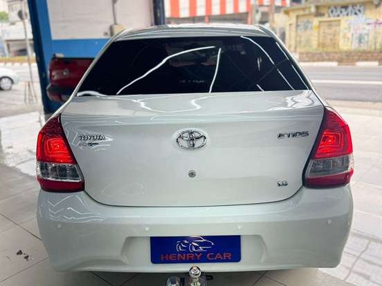 TOYOTA-ETIOS-1.5 X SEDAN 16V FLEX 4P AUTOMÁTICO TOYOTA-ETIOS-2018