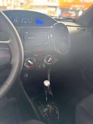 TOYOTA-ETIOS-2018