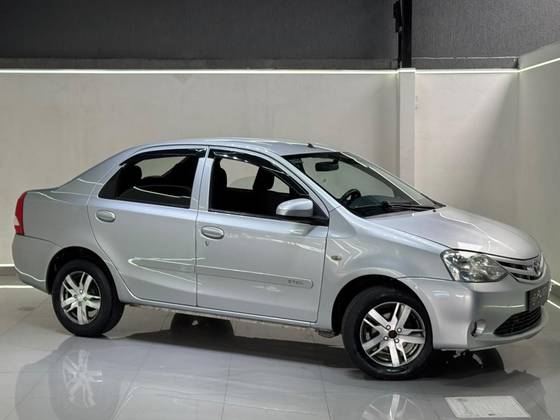 TOYOTA ETIOS 1.5 X SEDAN 16V FLEX 4P MANUAL