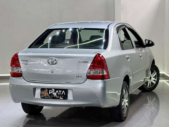 TOYOTA-ETIOS-1.5 X SEDAN 16V FLEX 4P MANUAL TOYOTA-ETIOS-2013