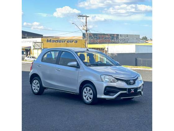 TOYOTA ETIOS 1.5 XLS 16V FLEX 4P AUTOMÁTICO