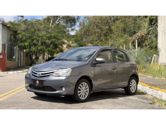 TOYOTA-ETIOS-2014