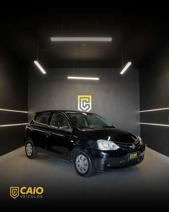 TOYOTA-ETIOS-1.5 XS 16V FLEX 4P MANUAL TOYOTA-ETIOS-2013