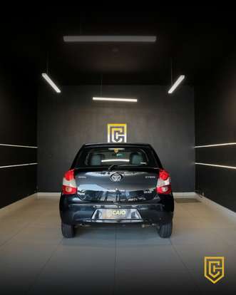 TOYOTA-ETIOS-1.5 XS 16V FLEX 4P MANUAL TOYOTA-ETIOS-2013