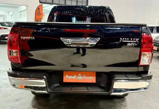 TOYOTA-HILUX-2018