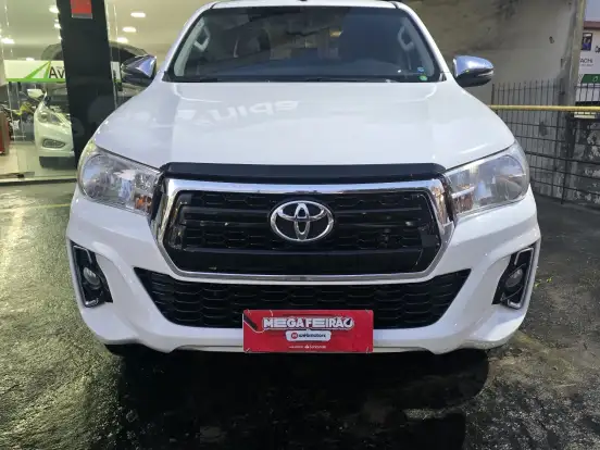 TOYOTA-HILUX-2.7 SRV 4X2 CD 16V FLEX 4P AUTOMÁTICO TOYOTA-HILUX-2019