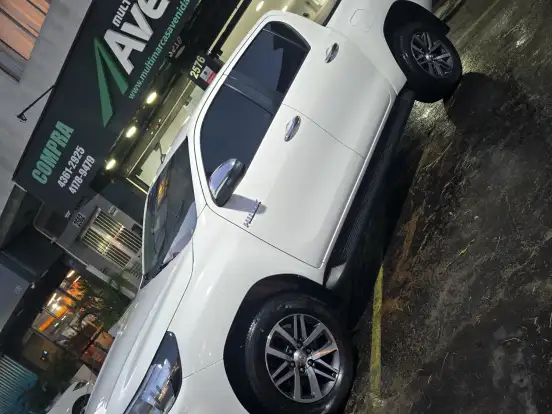TOYOTA-HILUX-2.7 SRV 4X2 CD 16V FLEX 4P AUTOMÁTICO TOYOTA-HILUX-2019