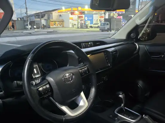 TOYOTA-HILUX-2.7 SRV 4X2 CD 16V FLEX 4P AUTOMÁTICO TOYOTA-HILUX-2019