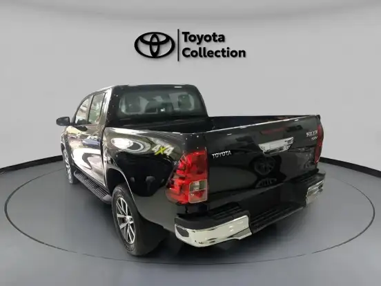 TOYOTA-HILUX-2.8 D-4D TURBO DIESEL CD SRV 4X4 AUTOMÁTICO TOYOTA-HILUX-2025