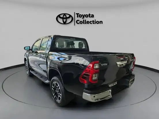 TOYOTA-HILUX-2.8 D-4D TURBO DIESEL CD SRV 4X4 AUTOMÁTICO TOYOTA-HILUX-2025