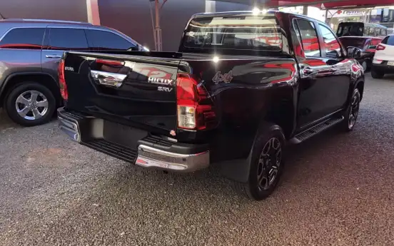 TOYOTA-HILUX-2.8 D-4D TURBO DIESEL CD SRV 4X4 AUTOMÁTICO TOYOTA-HILUX-2026