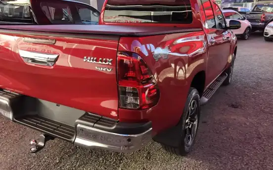 TOYOTA-HILUX-2026