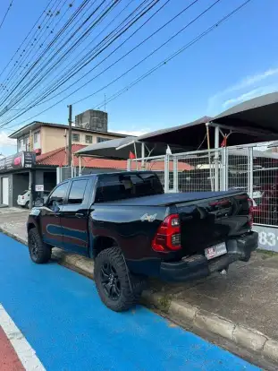TOYOTA-HILUX-2022