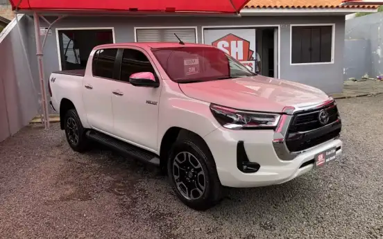 TOYOTA-HILUX-2026