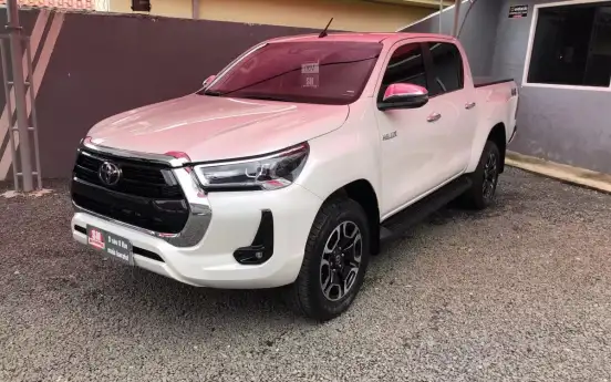 TOYOTA-HILUX-2026