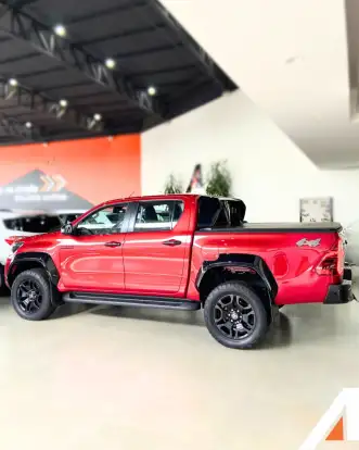 TOYOTA-HILUX-2024