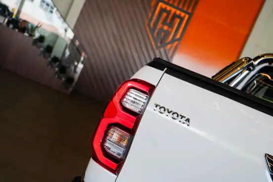 TOYOTA-HILUX-2024