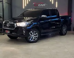 TOYOTA HILUX 2.8 SRX 4X4 CD 16V DIESEL 4P AUTOMÁTICO TOYOTA HILUX 2.8 SRX 4X4 CD 16V DIESEL 4P AUTOMÁTICO