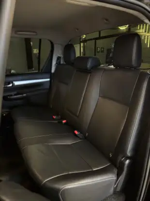TOYOTA-HILUX-2020
