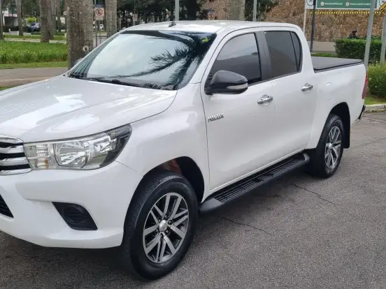 TOYOTA-HILUX-2.8 STD 4X4 CD 16V DIESEL 4P MANUAL TOYOTA-HILUX-2016