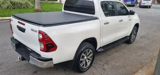 TOYOTA-HILUX-2016