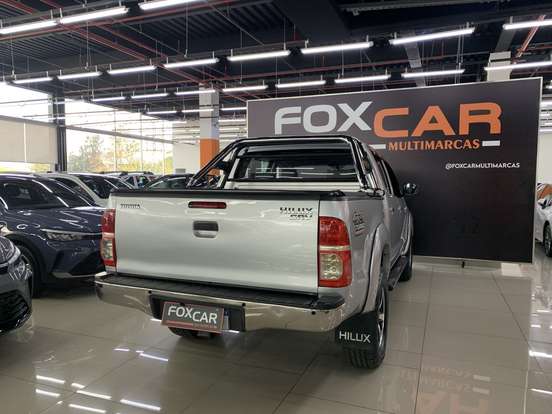 TOYOTA-HILUX-2008