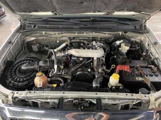 TOYOTA-HILUX-2.5 STD 4X4 CD 16V TURBO DIESEL 4P MANUAL TOYOTA-HILUX-2008