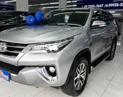 TOYOTA HILUX 2.7 SR 4X2 CD 16V FLEX 4P AUTOMÁTICO TOYOTA HILUX 2.7 SR 4X2 CD 16V FLEX 4P AUTOMÁTICO