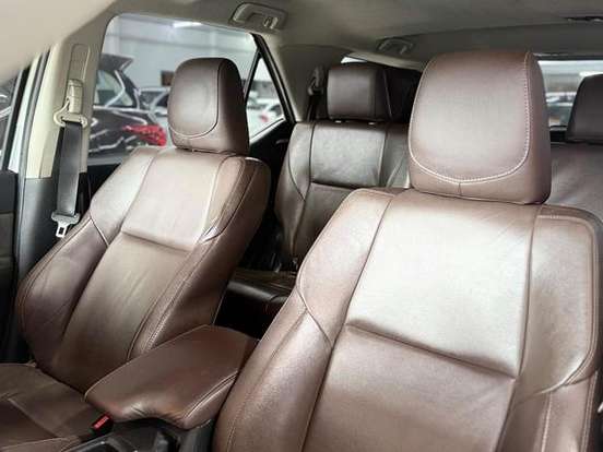 TOYOTA-HILUX-2.7 SR 4X2 CD 16V FLEX 4P AUTOMÁTICO TOYOTA-HILUX-2016