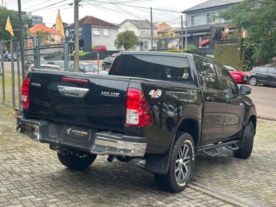 TOYOTA-HILUX-2.7 SR 4X2 CD 16V FLEX 4P AUTOMÁTICO TOYOTA-HILUX-2020
