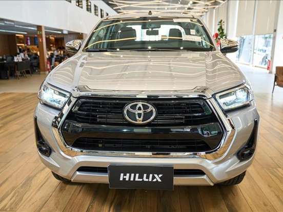 TOYOTA-HILUX-2.8 D-4D TURBO DIESEL CD SRV 4X4 AUTOMÁTICO TOYOTA-HILUX-2026