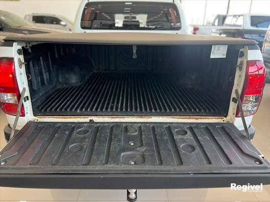 TOYOTA-HILUX-2.8 D-4D TURBO DIESEL CD SRV 4X4 AUTOMÁTICO TOYOTA-HILUX-2023