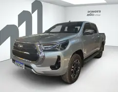 TOYOTA HILUX 2.8 D-4D TURBO DIESEL CD SRX 4X4 AUTOMÁTICO TOYOTA HILUX 2.8 D-4D TURBO DIESEL CD SRX 4X4 AUTOMÁTICO