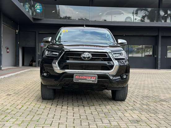 TOYOTA-HILUX-2.8 D-4D TURBO DIESEL CD SRX 4X4 AUTOMÁTICO TOYOTA-HILUX-2020
