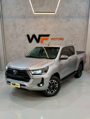 TOYOTA-HILUX-2020