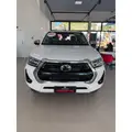 TOYOTA HILUX 2.8 D-4D TURBO DIESEL CD SRX 4X4 AUTOMÁTICO TOYOTA HILUX 2.8 D-4D TURBO DIESEL CD SRX 4X4 AUTOMÁTICO