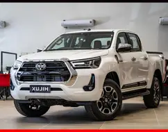 TOYOTA HILUX 2.8 D-4D TURBO DIESEL CD SRX 4X4 AUTOMÁTICO TOYOTA HILUX 2.8 D-4D TURBO DIESEL CD SRX 4X4 AUTOMÁTICO