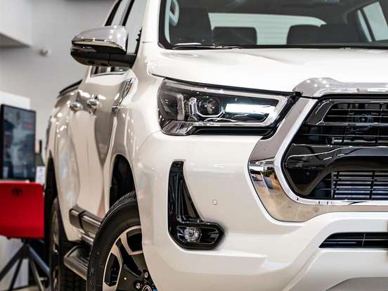 TOYOTA-HILUX-2026