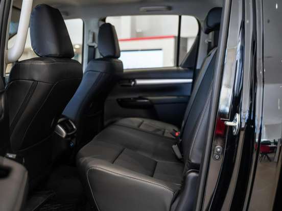 TOYOTA-HILUX-2026