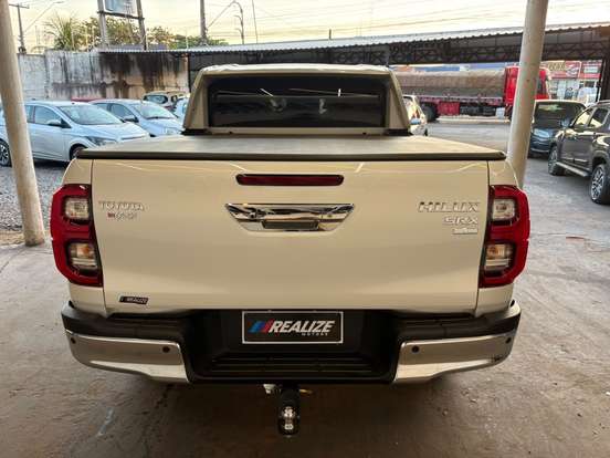 TOYOTA-HILUX-2.8 D-4D TURBO DIESEL CD SRX PLUS 4X4 AUTOMÁTICO TOYOTA-HILUX-2026