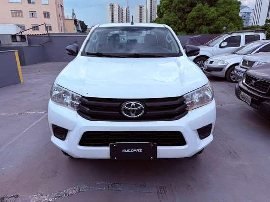 TOYOTA-HILUX-2.8 POWER PACK 4X4 CD 16V DIESEL 4P MANUAL TOYOTA-HILUX-2019