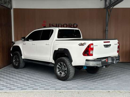 TOYOTA-HILUX-2.8 SR 4X4 CD 16V DIESEL 4P AUTOMÁTICO TOYOTA-HILUX-2016