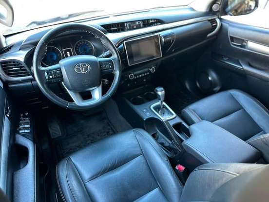 TOYOTA-HILUX-2.8 SRV 4X4 CD 16V DIESEL 4P AUTOMÁTICO TOYOTA-HILUX-2017