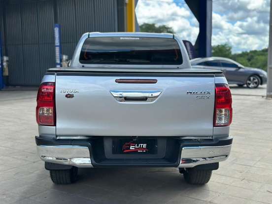 TOYOTA-HILUX-2.8 SRX 4X4 CD 16V DIESEL 4P AUTOMÁTICO TOYOTA-HILUX-2016