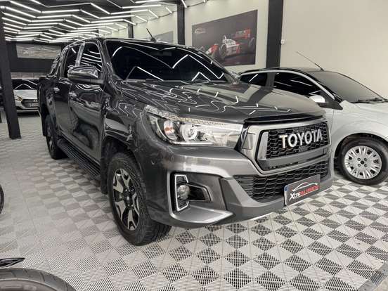 TOYOTA-HILUX-2.8 SRX 4X4 CD 16V DIESEL 4P AUTOMÁTICO TOYOTA-HILUX-2020